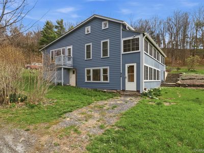 461 White Schoolhouse