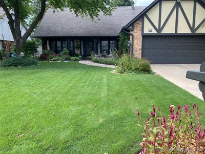 1504 S Narcissus Ave