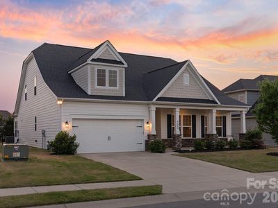 4689 Kingswood Dr