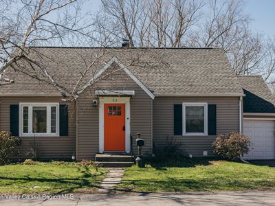 32 Ten Broeck Avenue