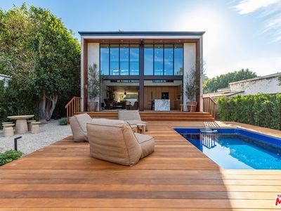 23505 Malibu Colony Rd