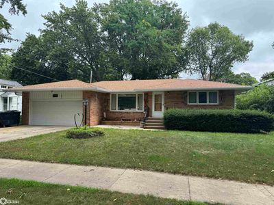 Property at 105 6th St N, Humboldt, IA
