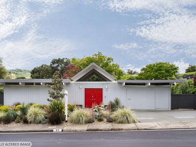 25 Mt Lassen Drive