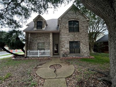 6702 Northgate Dr