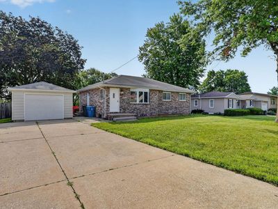 3541 Hammond Ave
