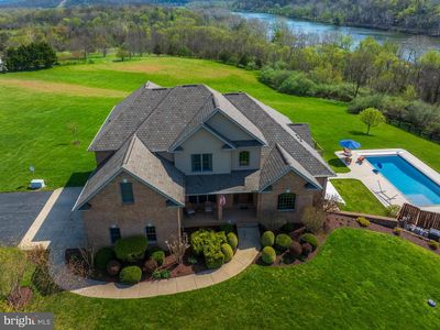 94 Falcon Ridge Dr