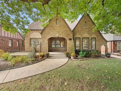 236 NW 34th St