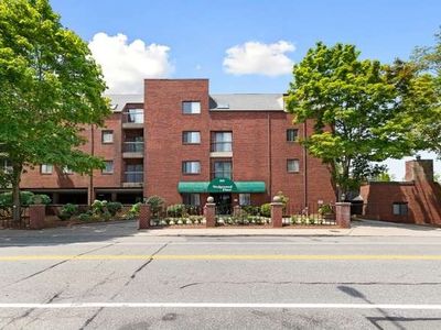 666 Main St APT 211