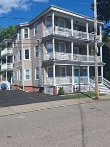 4 Wolfenden St
