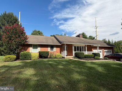 2862 Lawndale Rd