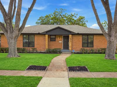 5826 Enchanted Ln