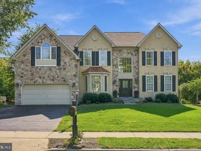 2549 Crestline Dr