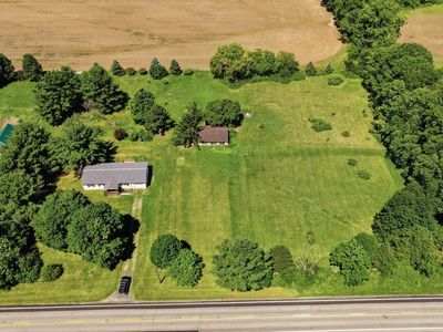 2704 Us Highway 42