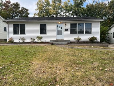 Property at 121 S Cadillac Dr, Saint Charles, MO