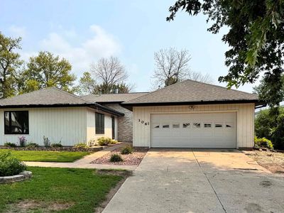 Property at 106 Carroll St, Sanborn, IA