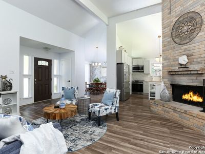10921 FOREST FARM