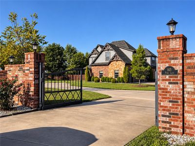 815 Ford Ln