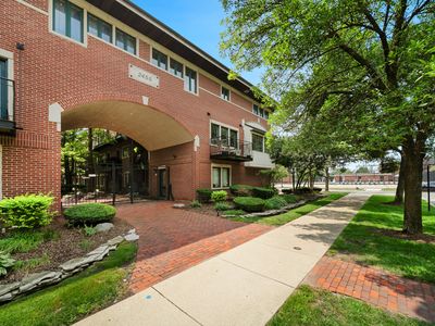 2455 W Ohio St Unit 8E