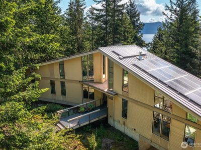 808 Pioneer Hill Road