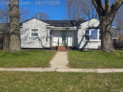 325 Viet St