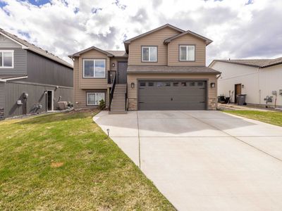 1217 S Greenacres Rd