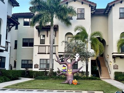 10620 NW 88th St APT 205