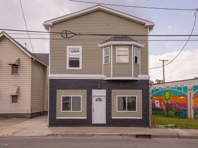 3272 Fulton Rd