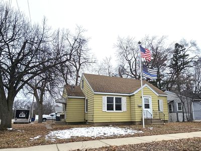 1051 Washington Memorial Dr