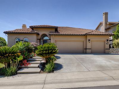 2201 Hedrick Ct
