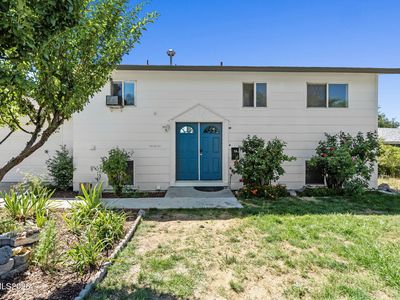 1406 La Loma Dr