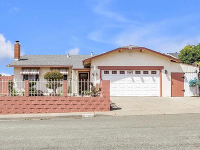 Property at 713 Falcon Dr, Vallejo, CA