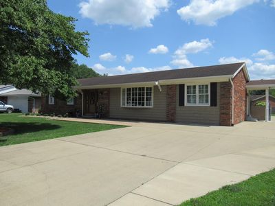 808 Dugan Dr