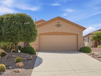 550 W Astruc Dr