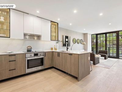 25-23 Newtown Ave #2C