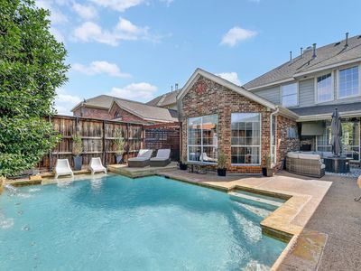 5170 Mohegan Ln