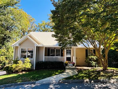 2 Maybury Pl