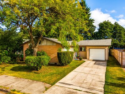 800 NE 15th St