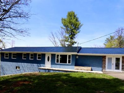8 Ridge St