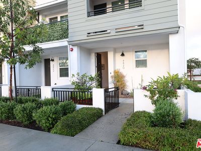 4820 Long Beach Blvd