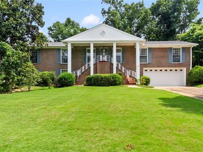 3130 Arcadia Dr