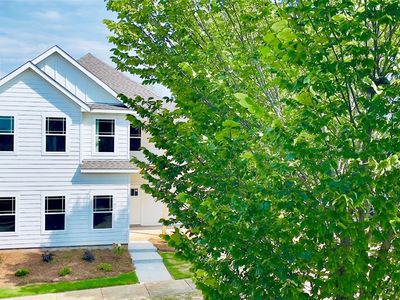 300 Avenue Of Learning