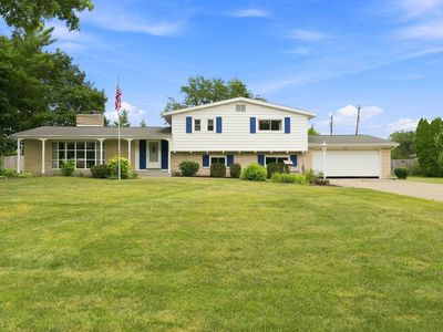 4124 Cadena Ln