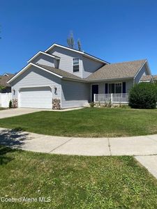 3074 W Thorndale Loop
