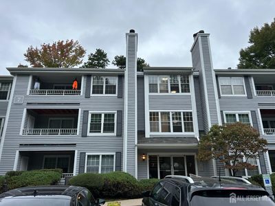 Property at 706 Meadow Ct, Helmetta, NJ