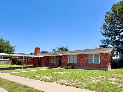 1303 S Houston Ave
