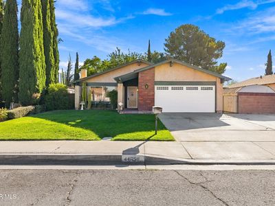 Property at 44650 11th St E, Lancaster, CA