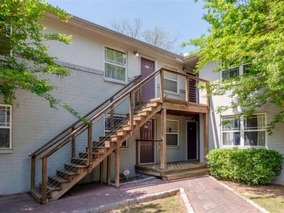 24 Daniel St SE APT 8