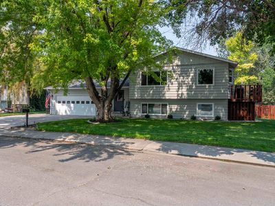 Property at 471 Sunlight Dr, Powell, WY