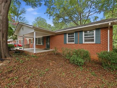Property at 719 Greenwood Dr, Burlington, NC