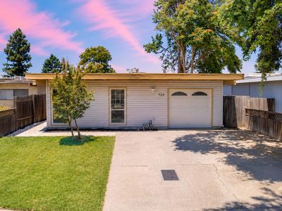 924 Del Oro Place